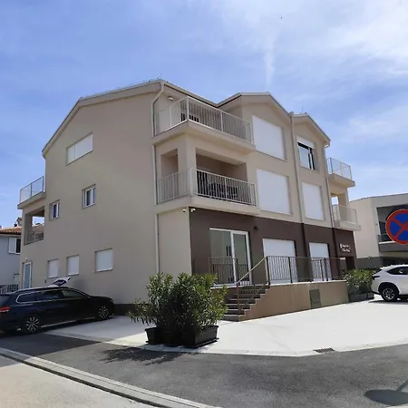 Nina 4 Appartement